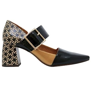 Decolletè Chie Mihara Abeu in pelle lucida nera