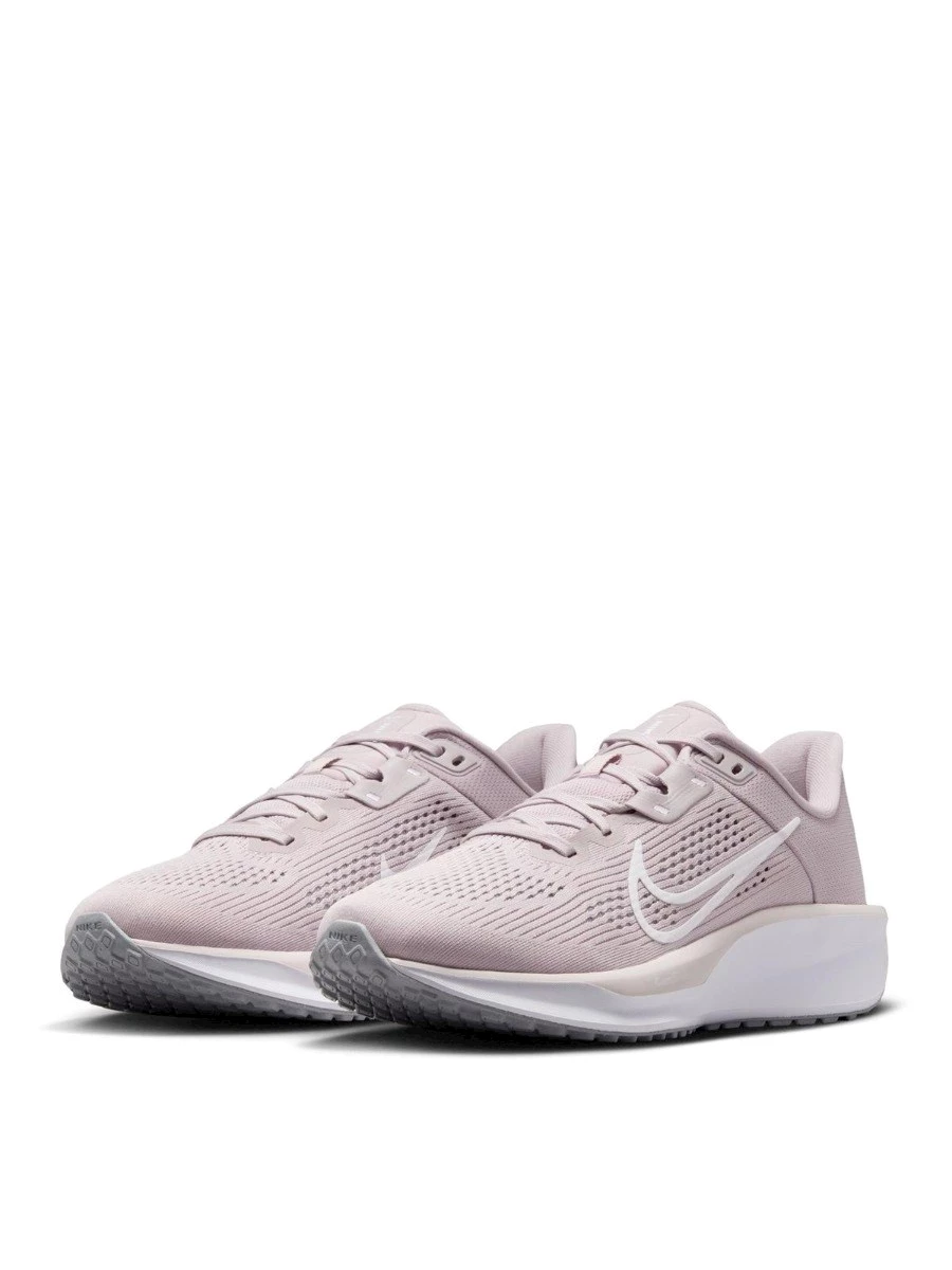 WMNS NIKE QUEST 6