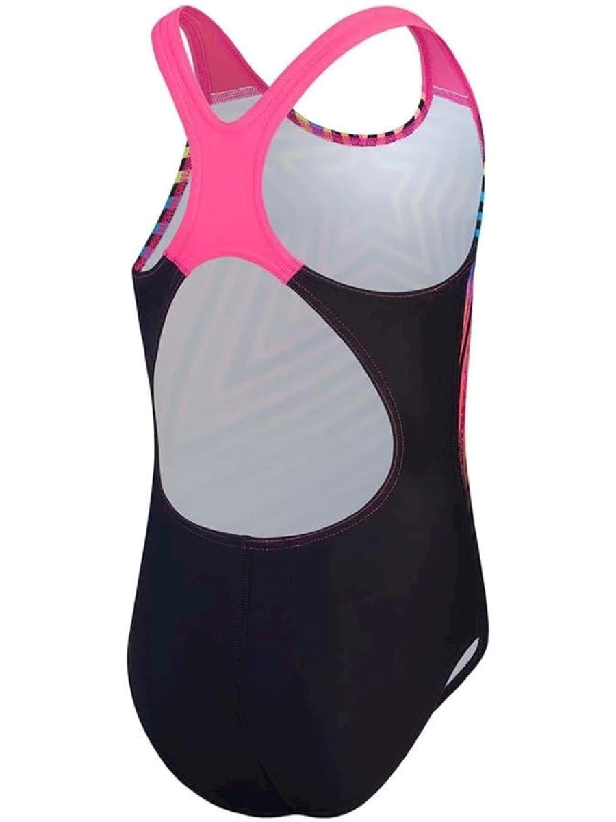 SPEEDO GIRLS DIGITAL PLACEMENT SPLASHBACK