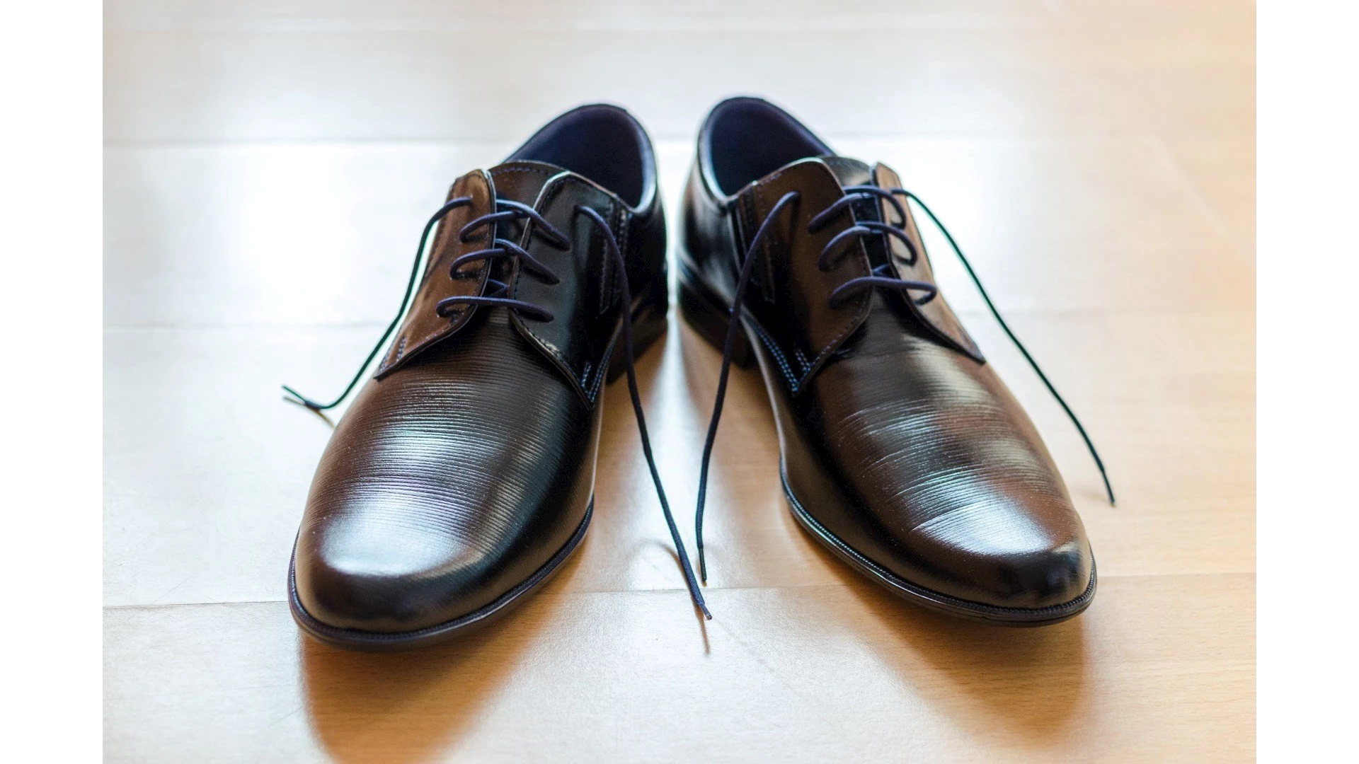 come-abbinare-le-scarpe-nere-da-uomo