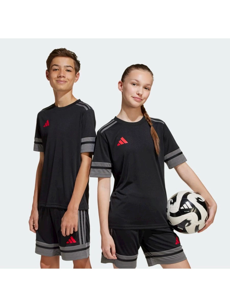 ADIDAS T-SHIRT