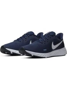 Nike revolution 5 shoe