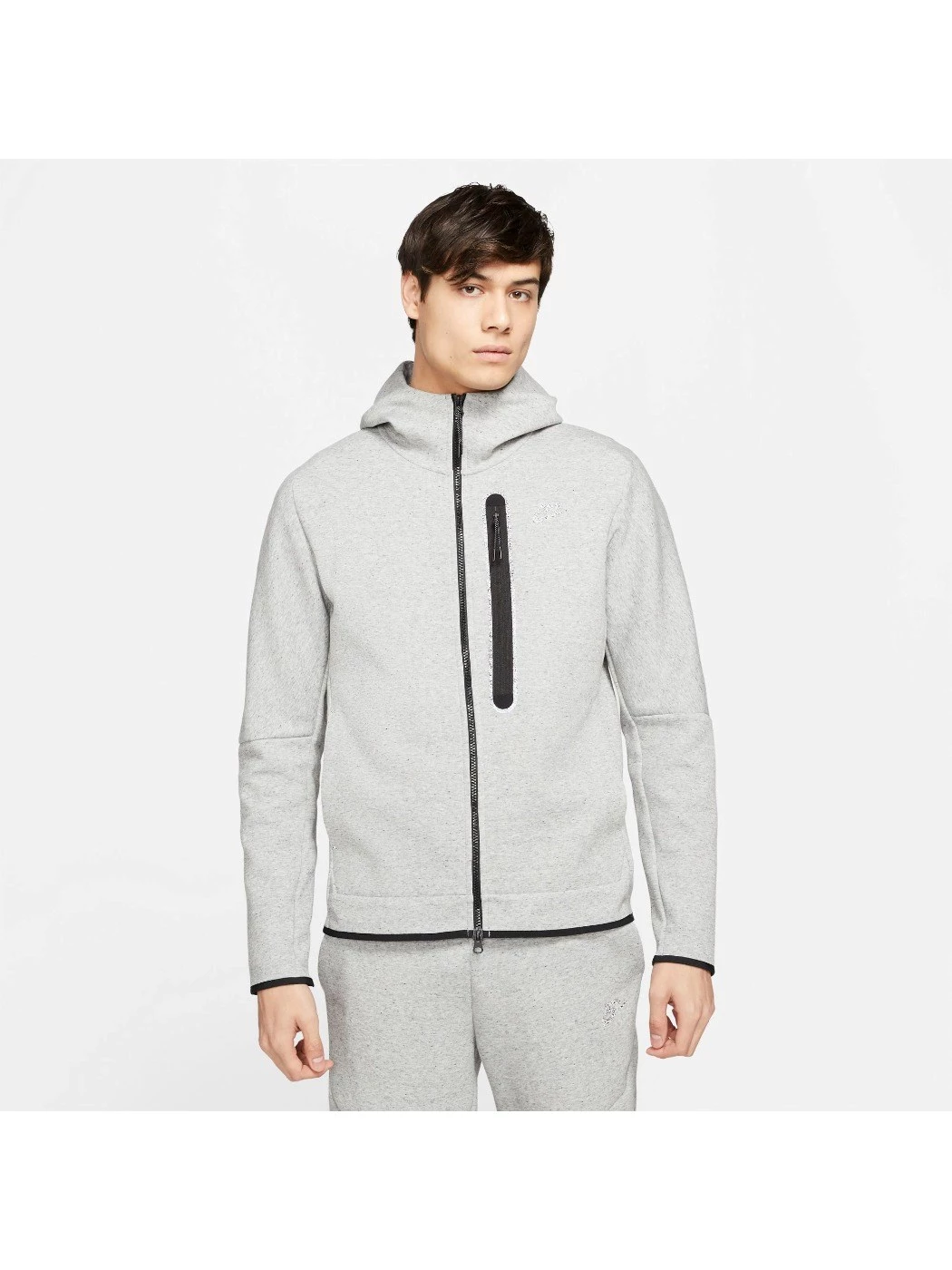 uniqlo tech fleece