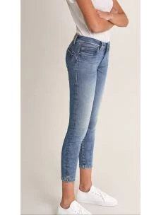 Jeans PUSH UP WONDER CAPRI JEANS WITH STUDS SALSA