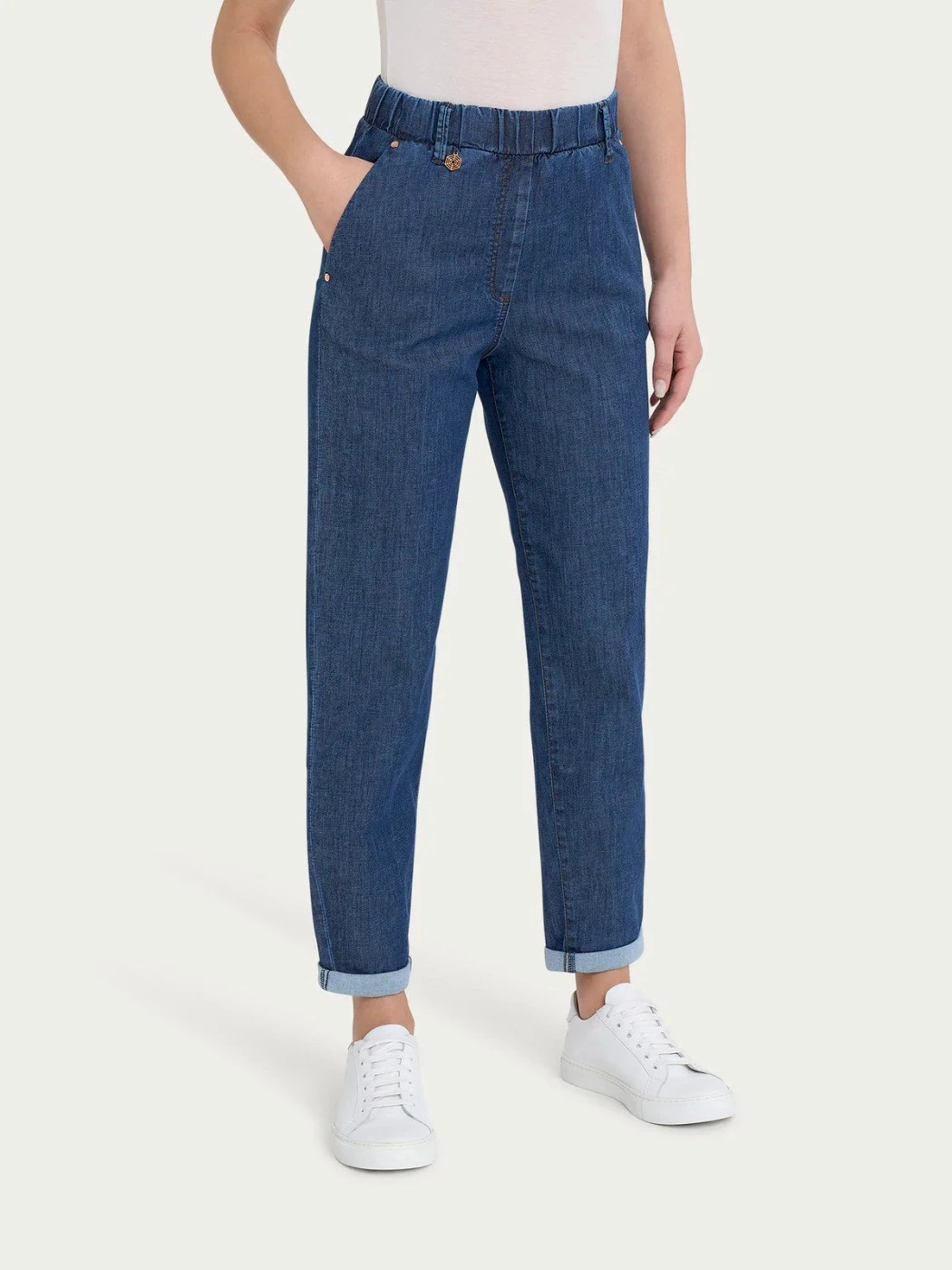 Jeans a Carota Con Tasche DN18P7