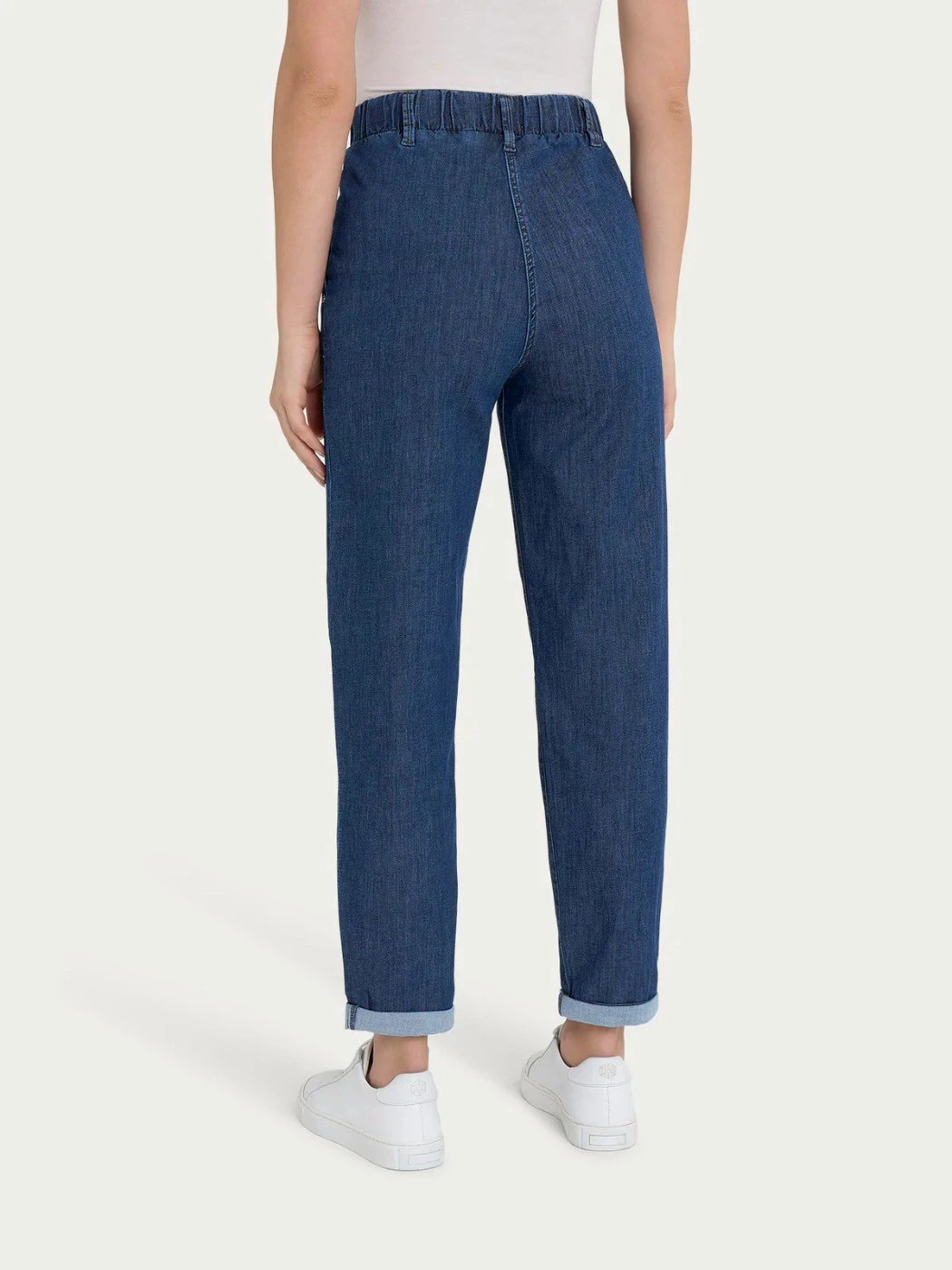 Jeans a Carota Con Tasche DN18P7