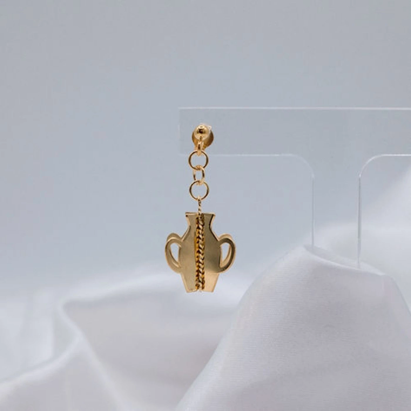 Orecchino 3D Anfora Placcato Oro Giallo