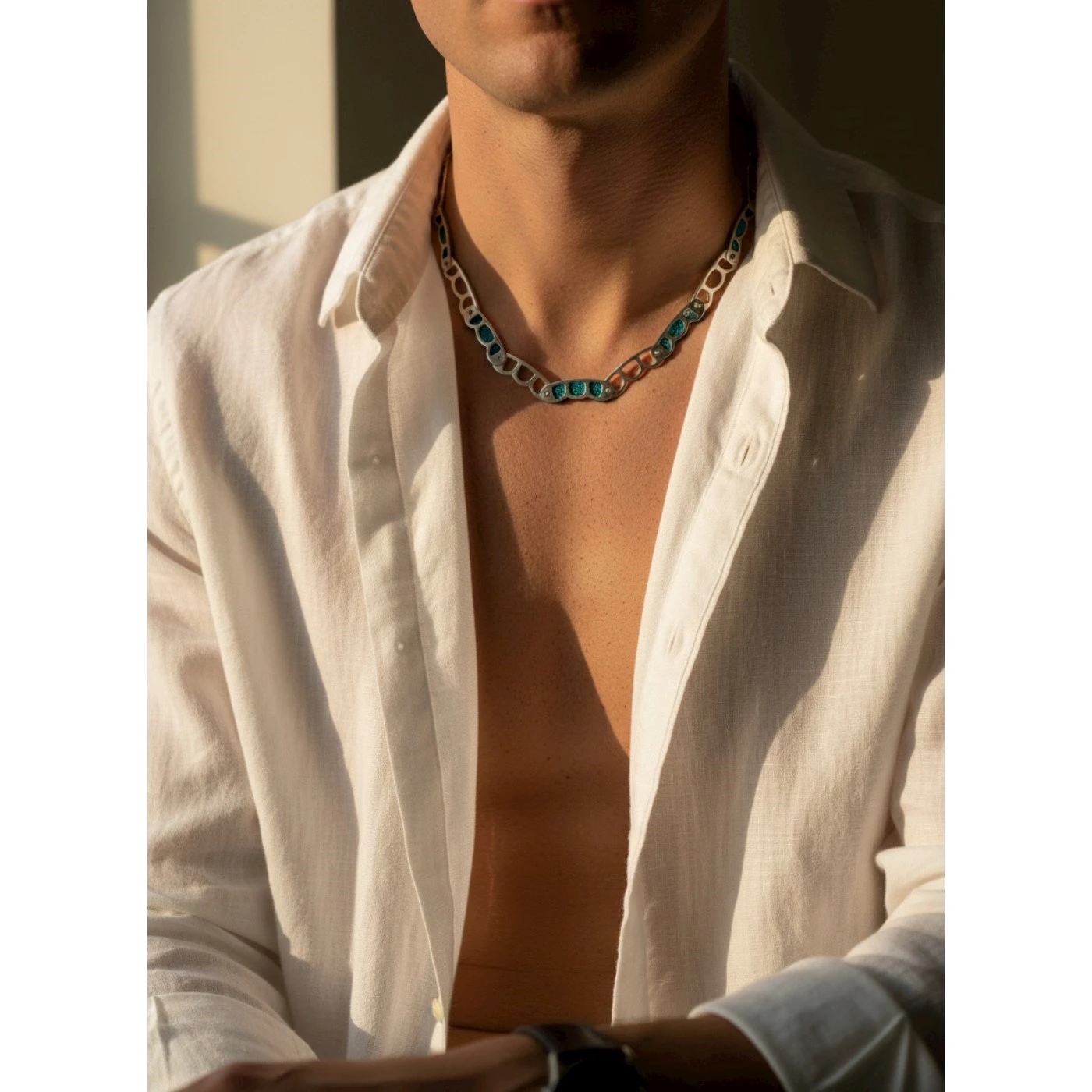 Collana uomo trafori azzurro