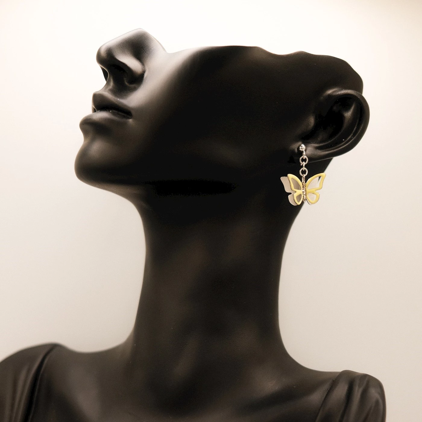 Orecchino Farfalla Giallo Argentato