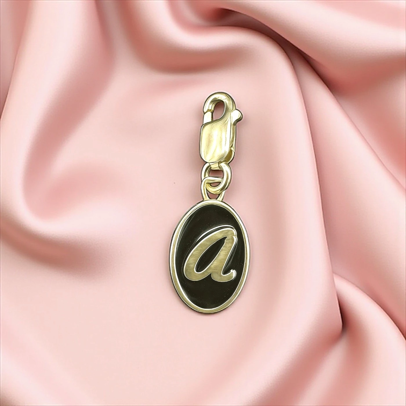Pendente Lettera A