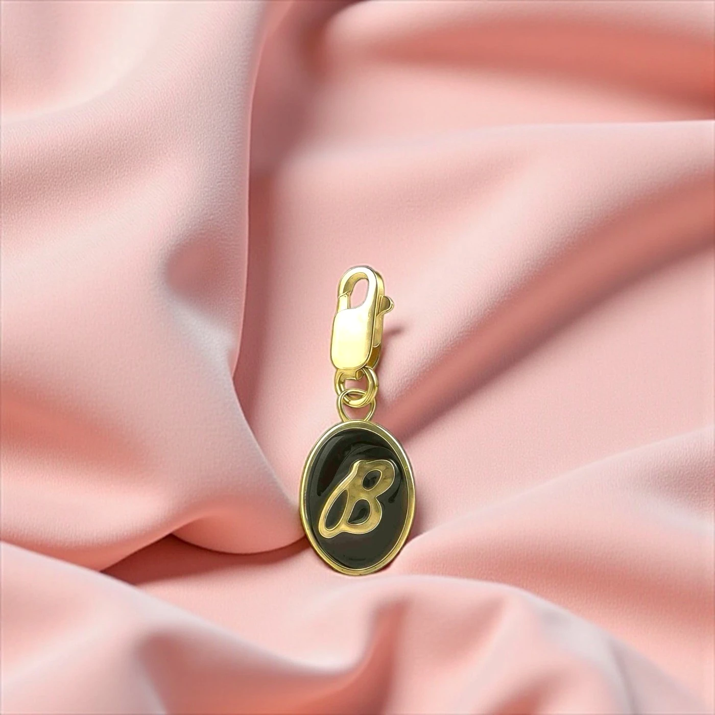 Pendente Lettera B