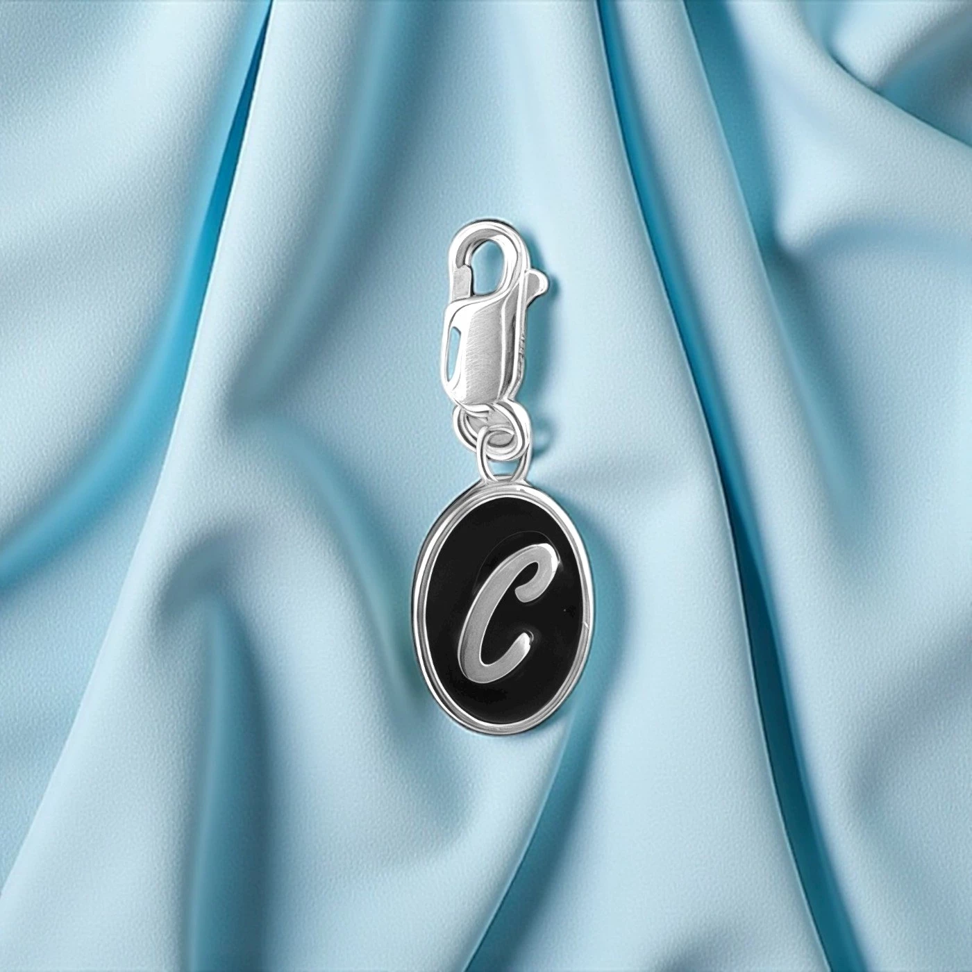 Pendente Lettera C