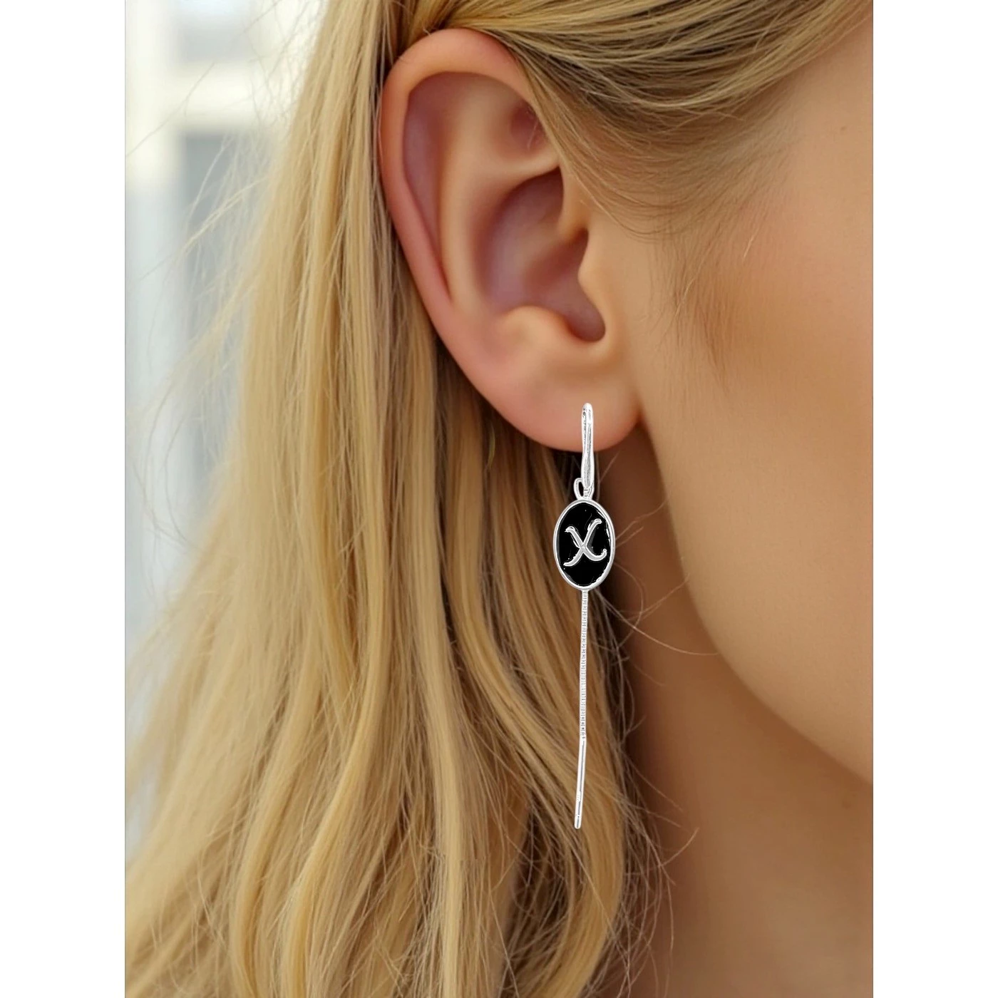 Orecchino lettera X