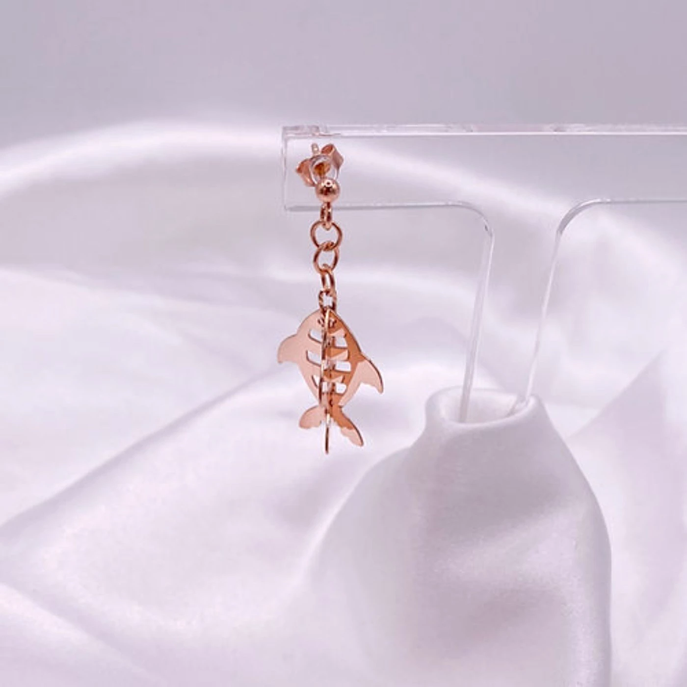 Orecchino 3D Pesce Placcato Oro Rosa