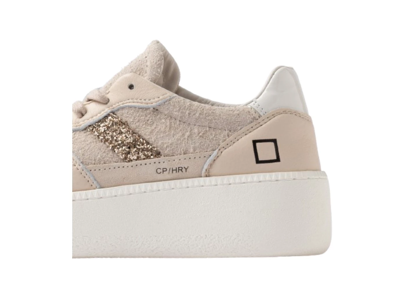 D.A.T.E COURT PLATFORM HAIRY BEIGE