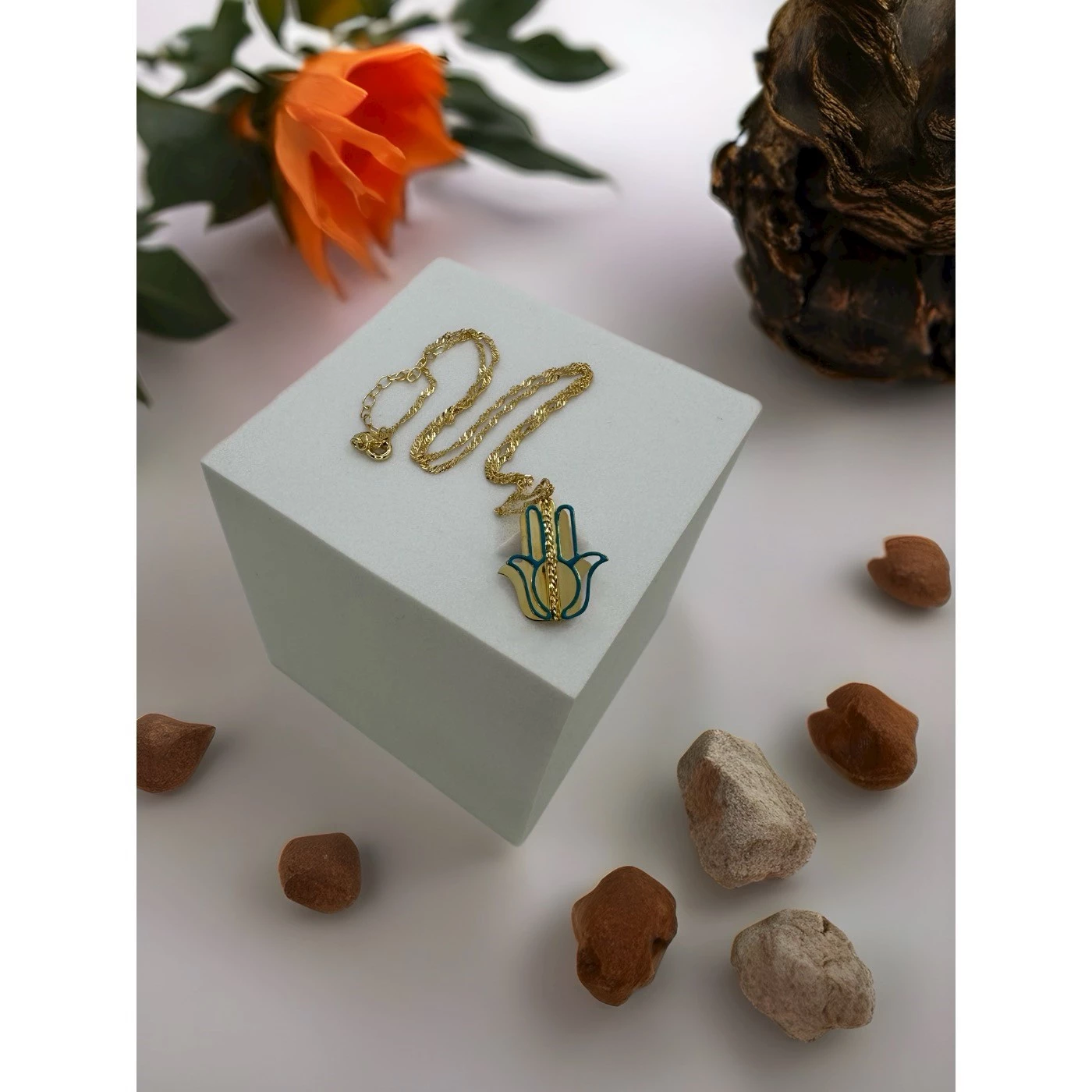 Collana mano di fatima placcata in oro giallo